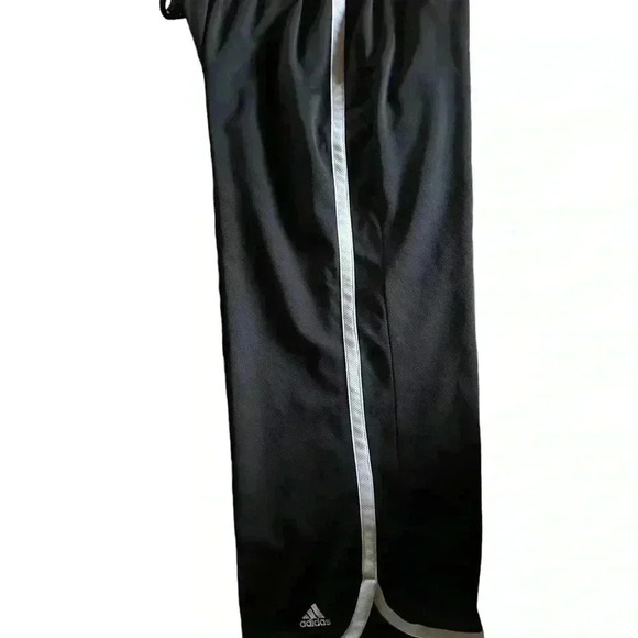 Gently worn .‎ Adidas capri workout pants . Size large . No pockets. Drawstring - Picture 1 of 7